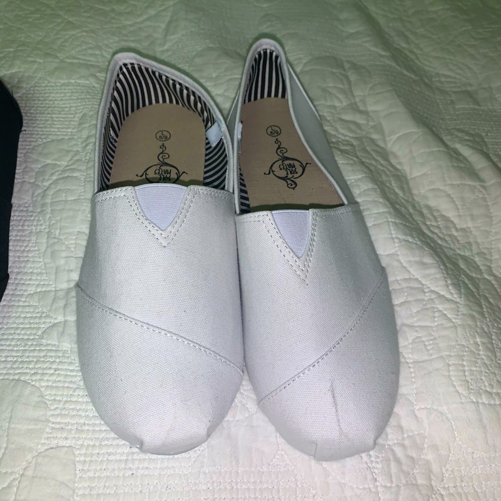 Slip-on shoes